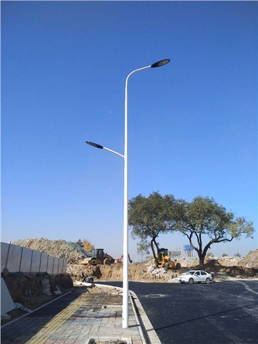 棗莊光伏太陽(yáng)能路燈廠家供應(yīng),太陽(yáng)能路燈