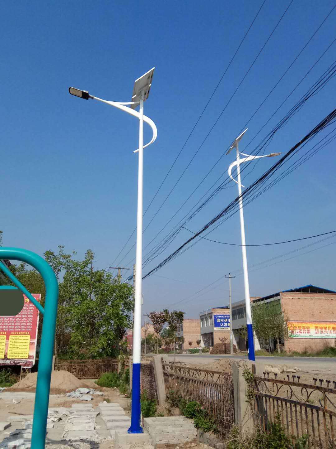 酒泉專業(yè)太陽能路燈銷售價格,太陽能路燈
