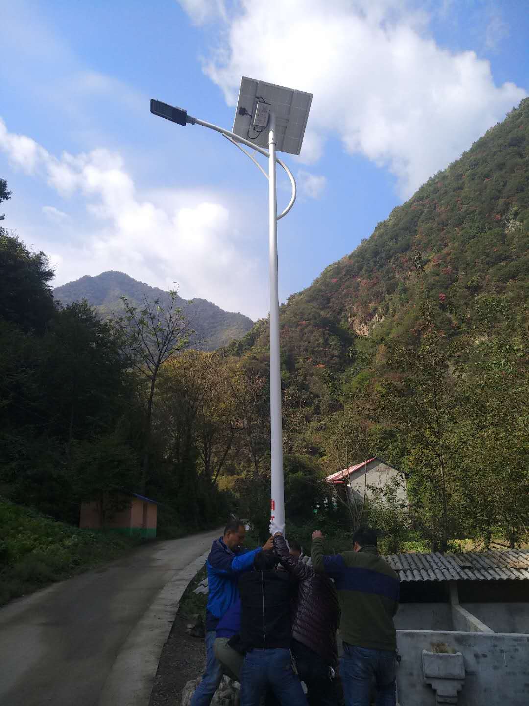 青島智能太陽(yáng)能路燈推薦廠家,太陽(yáng)能路燈